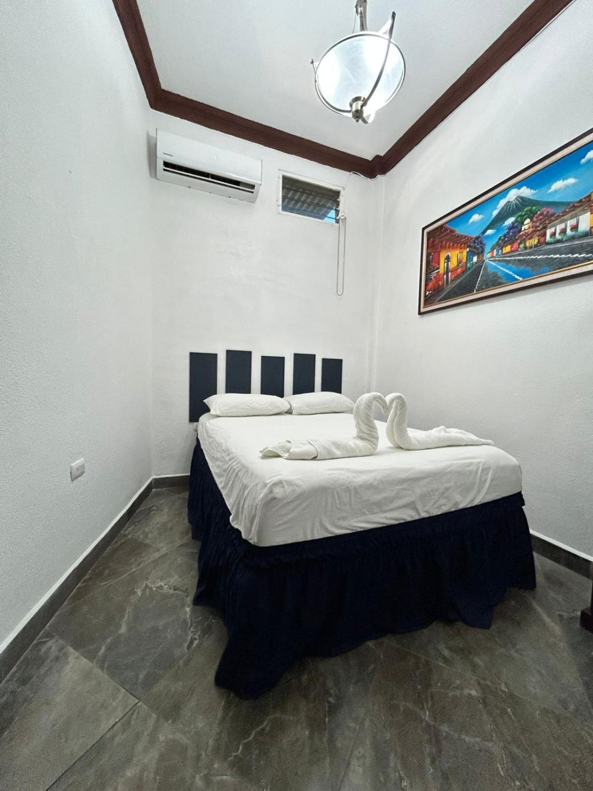 Hostal Casa De Grethel Flores Exterior photo